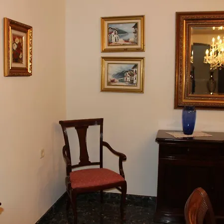 La Casa Del Pich Con Garaje Para Dos Vehiculos Apartment *