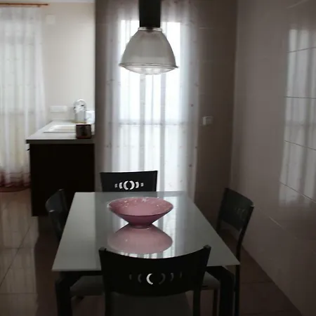 La Casa Del Pich Con Garaje Para Dos Vehiculos Apartment Lliria